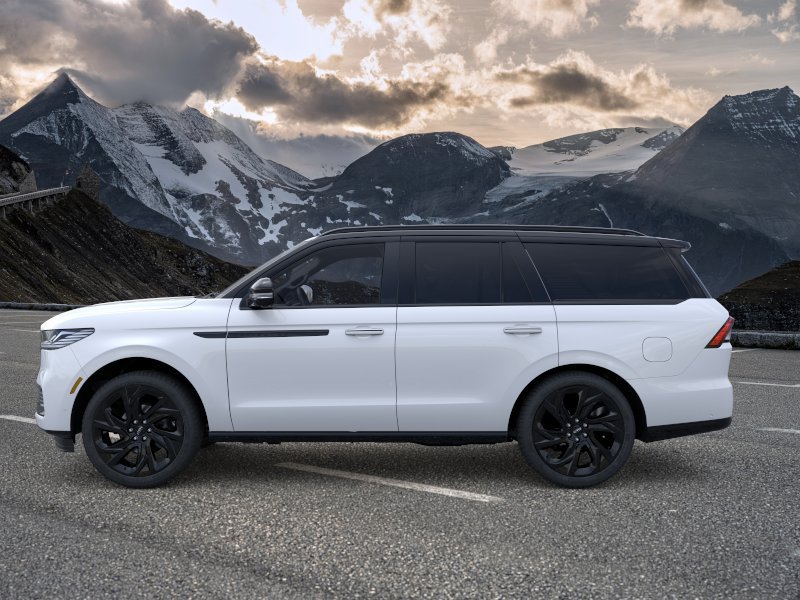 New 2026 Lincoln Navigator Black Label AWD/4WD image 3