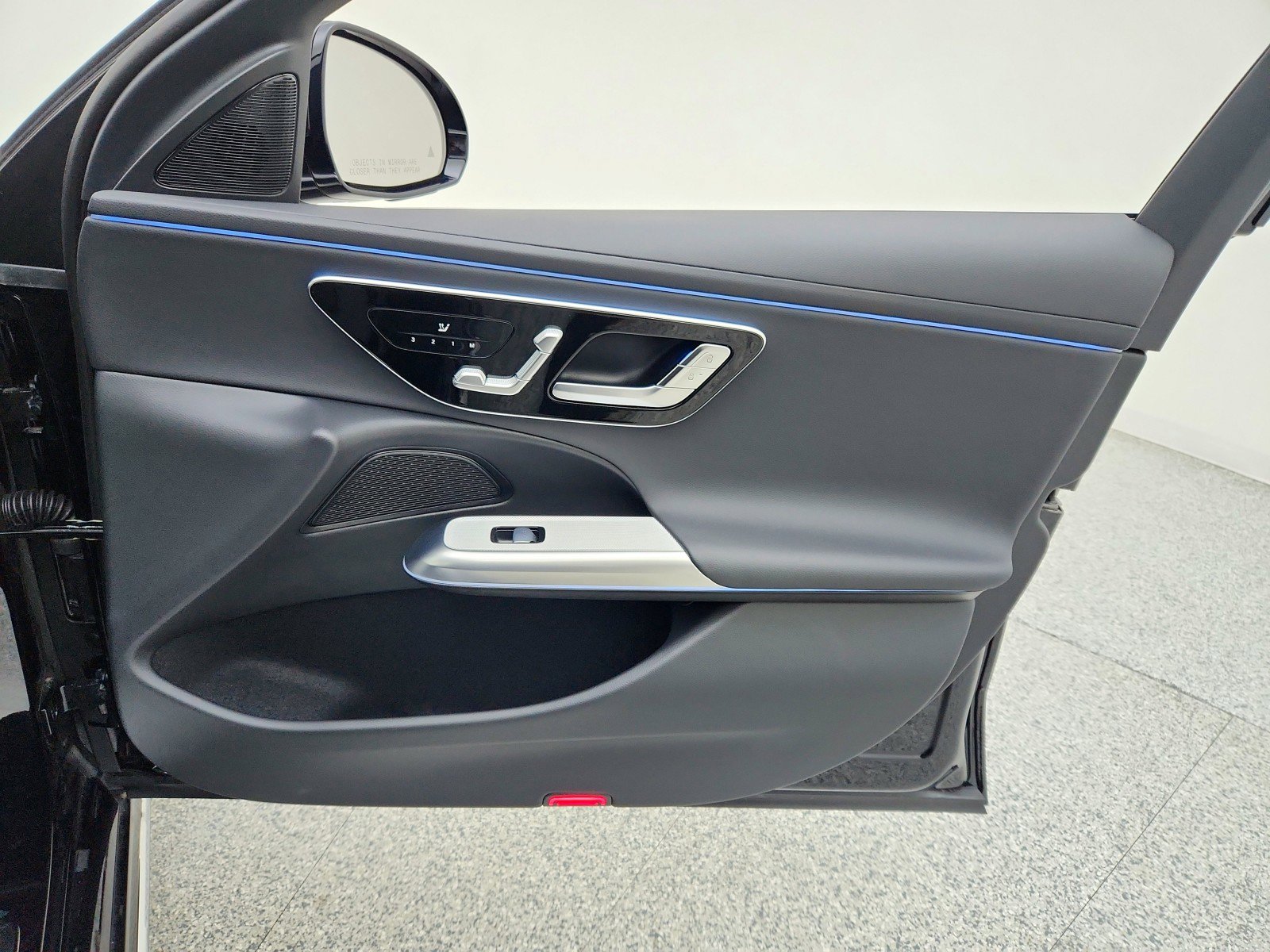 Certified 2025 Mercedes-Benz E 450 4MATIC Sedan image 23