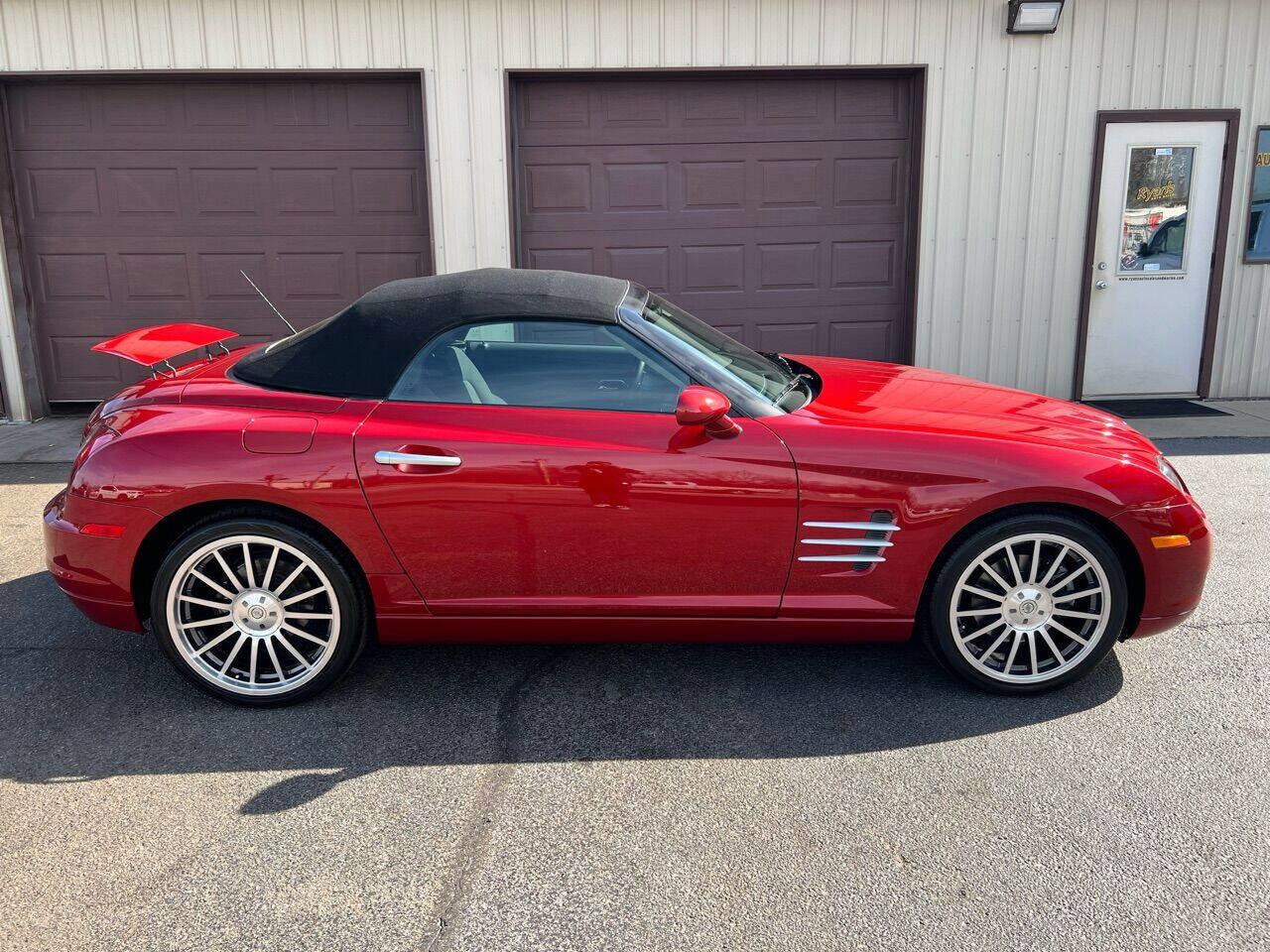 Used 2007 Chrysler Crossfire Convertible w/ Special Edition Group image 62