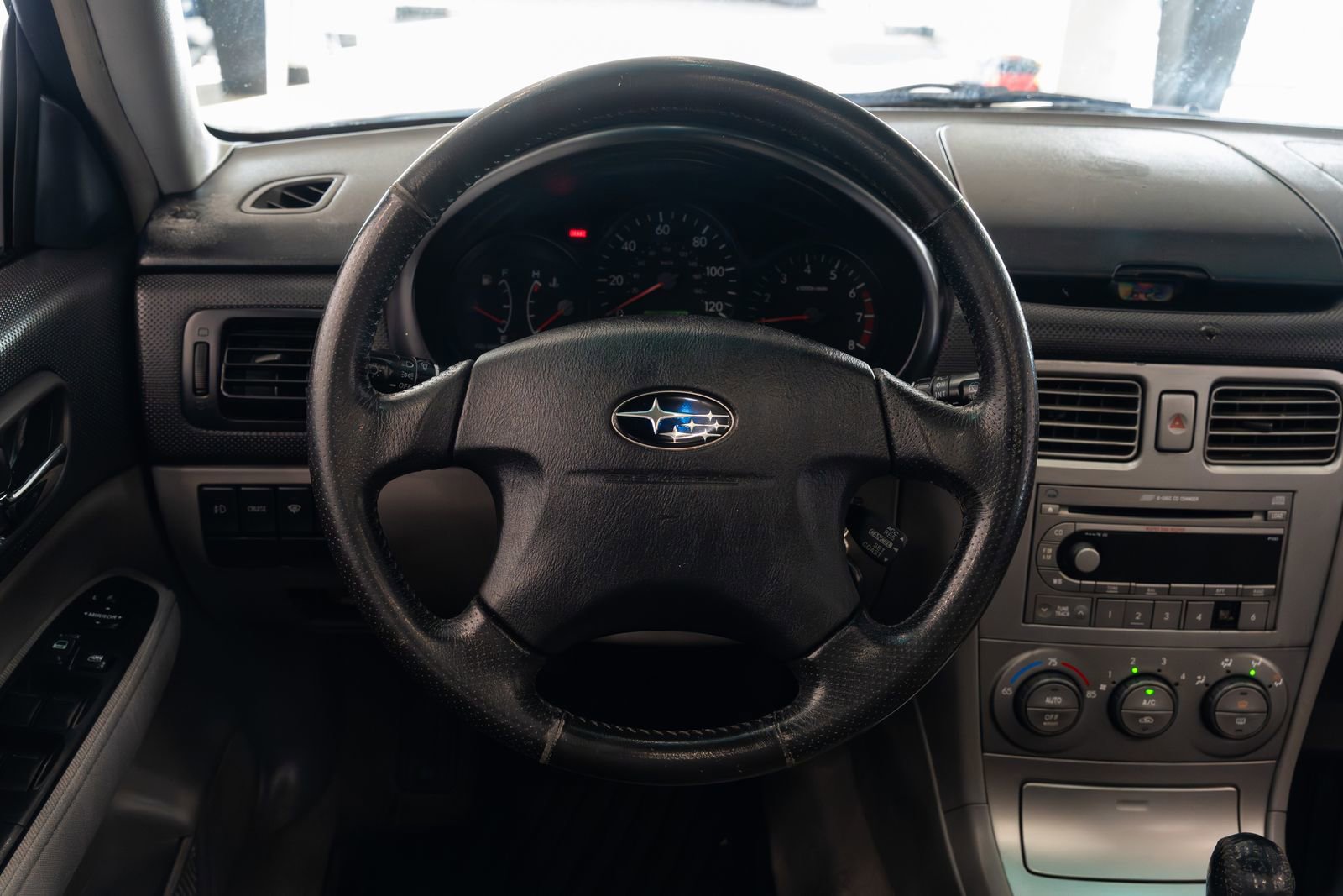 Used 2004 Subaru Forester 2.5XS AWD/4WD image 12