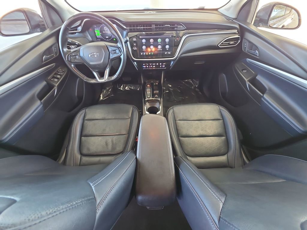 Used 2022 Chevrolet Bolt EUV LT w/ Convenience Package image 21