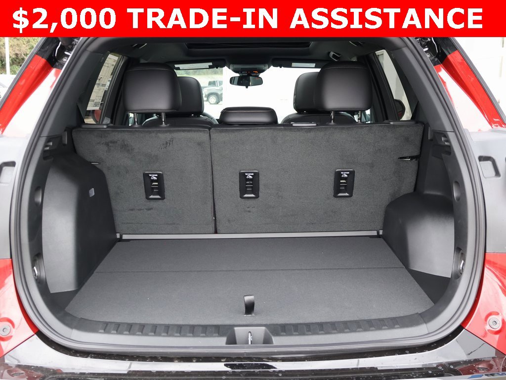 New 2026 GMC Terrain AT4 w/ LPO, Black Badging Package image 30