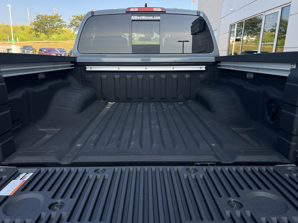 New 2025 Nissan Frontier PRO-4X w/ Pro Convenience Package image 16