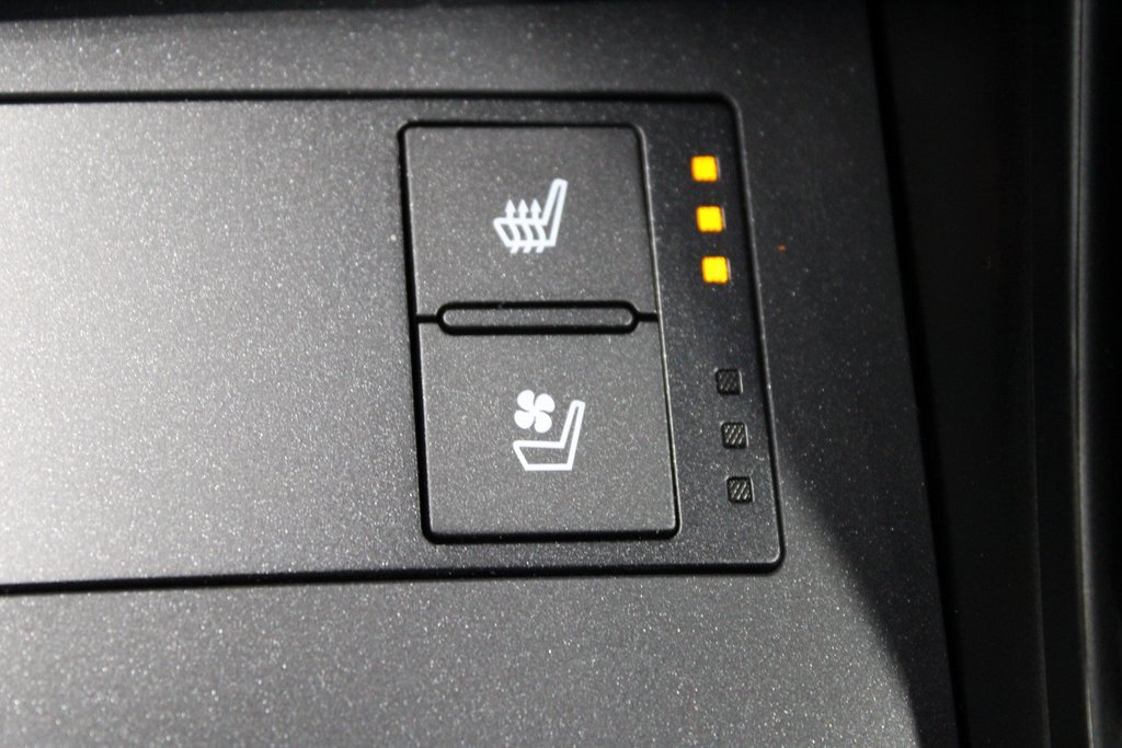 Used 2025 Lexus IS 350 F Sport image 34