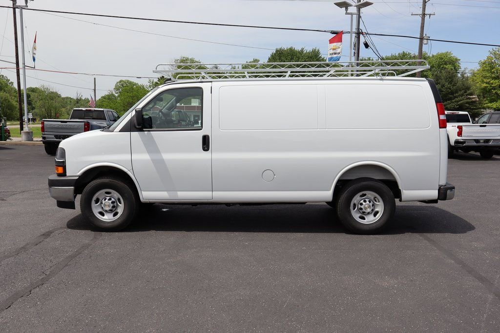 New 2025 Chevrolet Express 2500 w/ Driver Convenience Package image 20