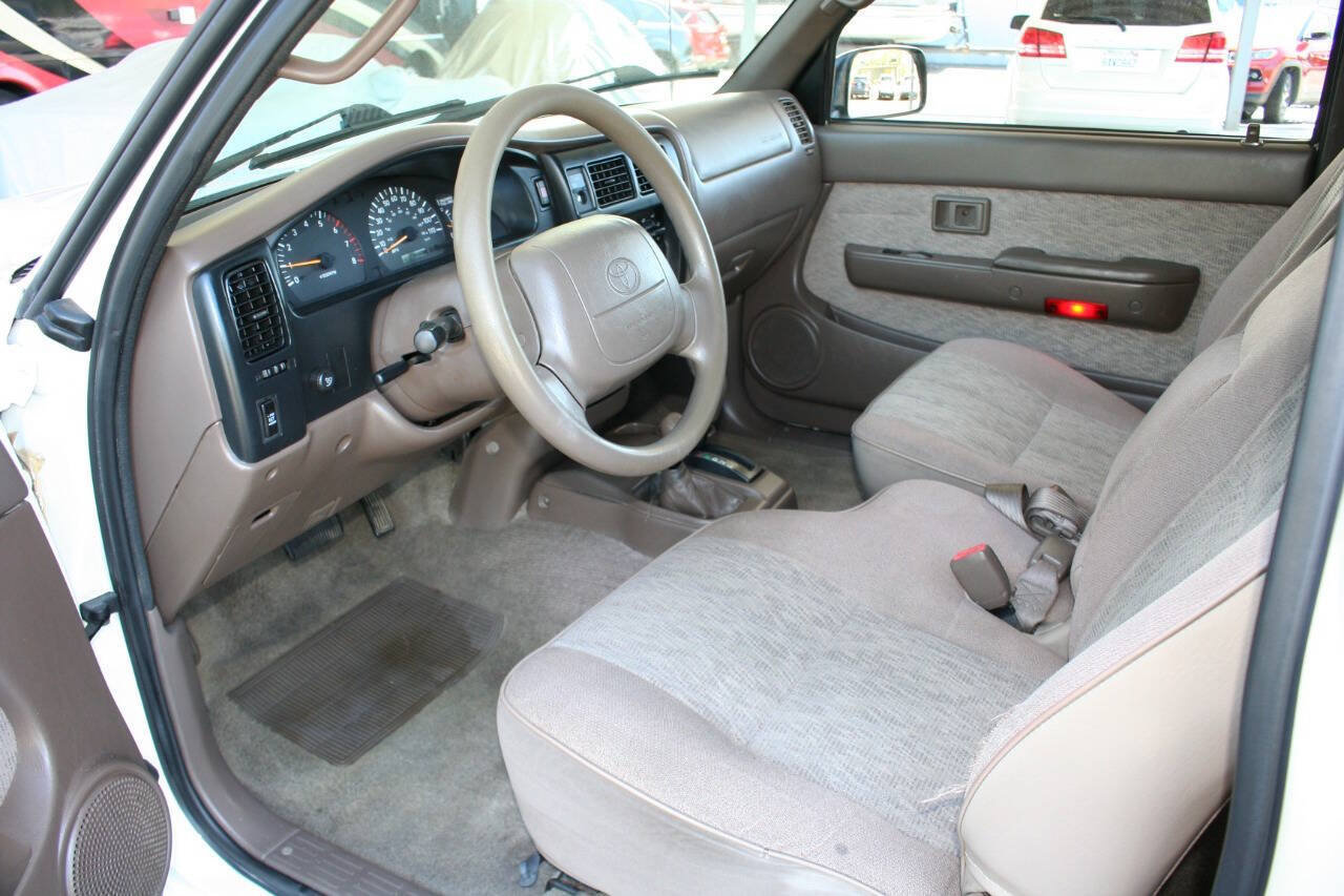 Used 1998 Toyota Tacoma 4x4 Xtracab image 12