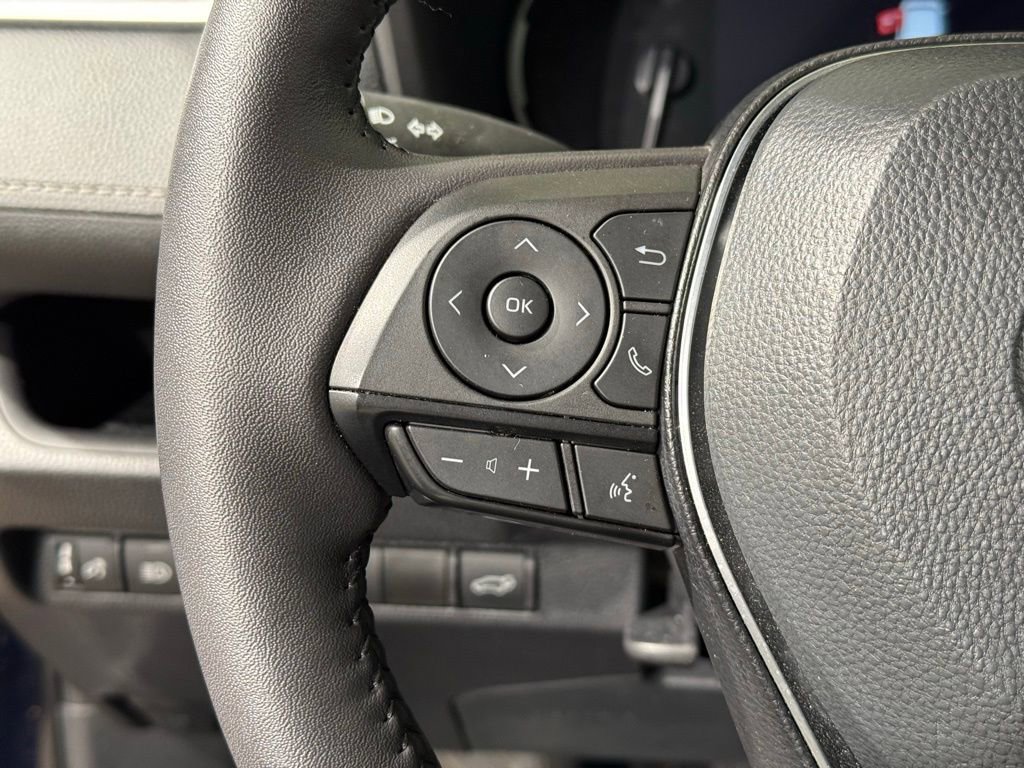 Certified 2024 Toyota RAV4 XLE image 25