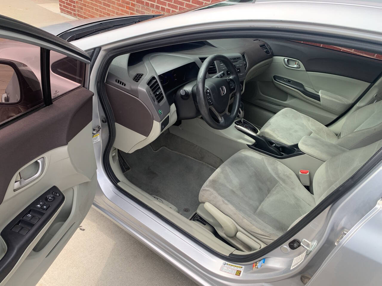 Used 2012 Honda Civic LX image 12
