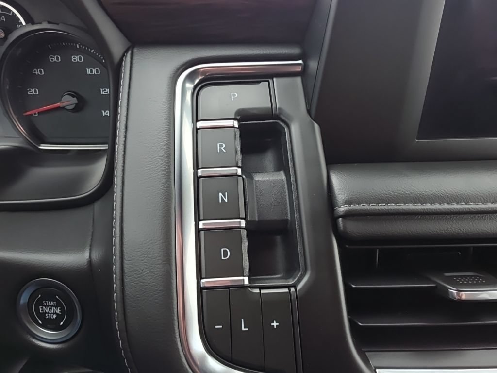Used 2023 Chevrolet Suburban LS AWD/4WD image 22
