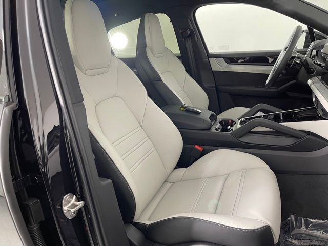 New 2026 Porsche Cayenne E-Hybrid Coupe image 26