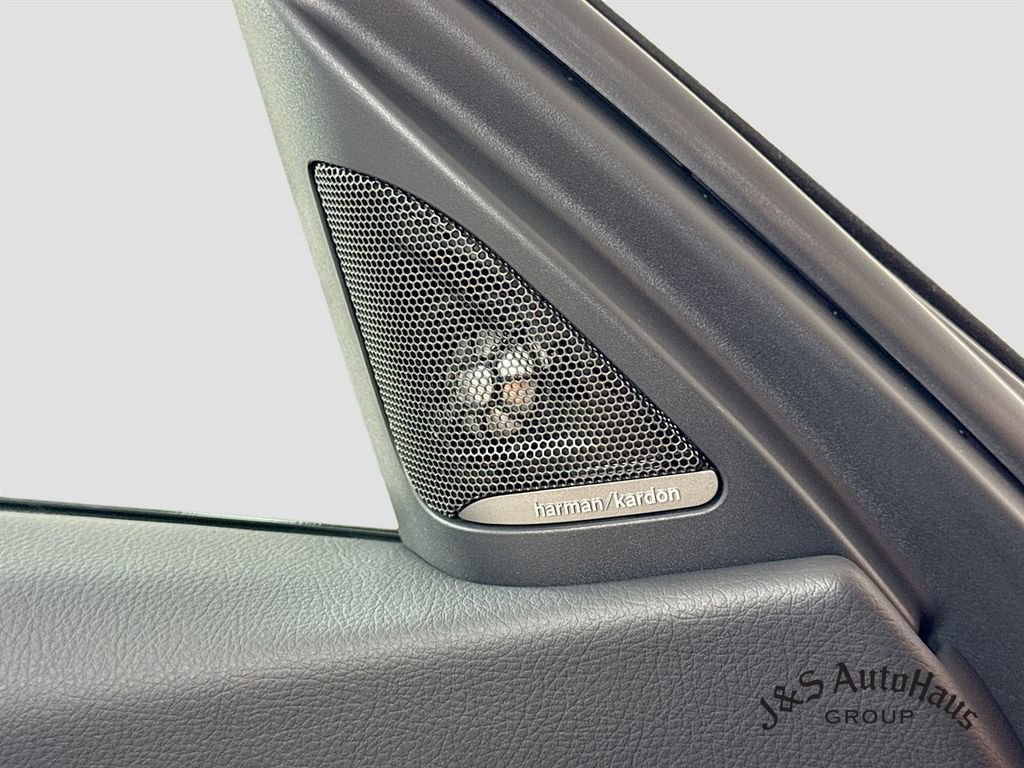 Used 2017 BMW M3 image 24