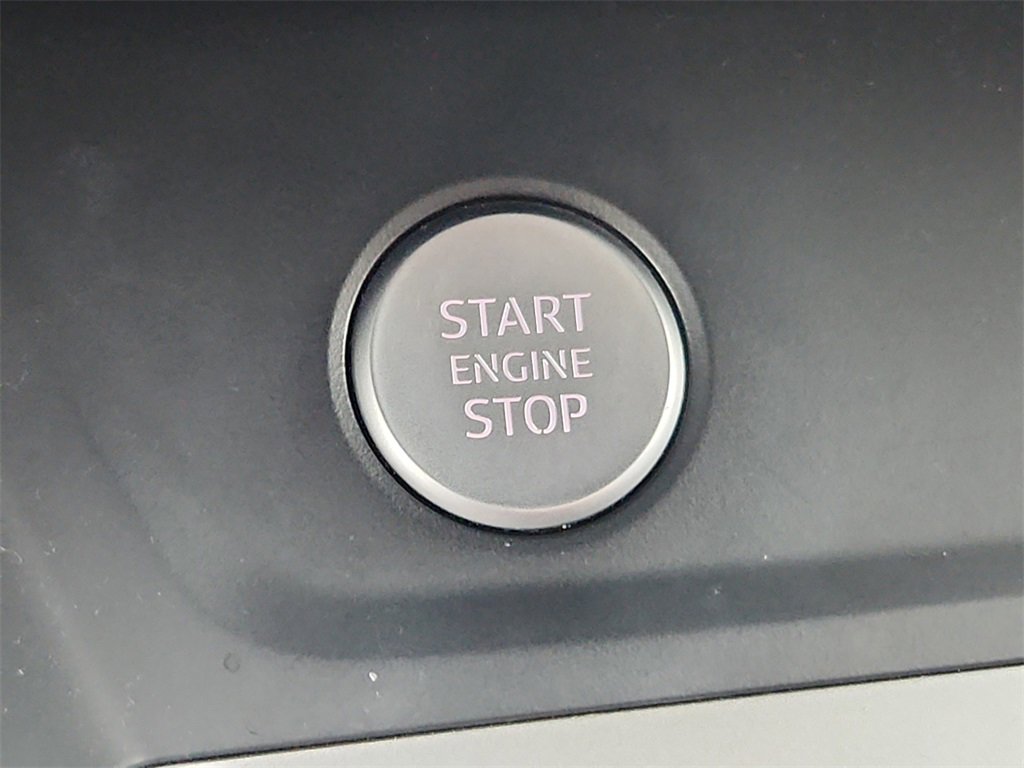 Used 2020 Audi Q3 2.0T Premium image 22