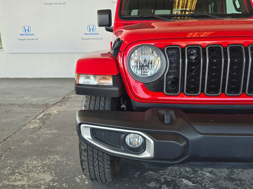 Used 2024 Jeep Gladiator Sport AWD/4WD image 43