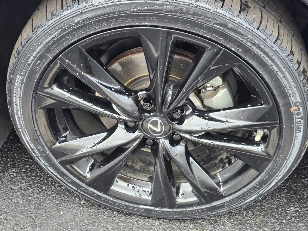 Used 2022 Lexus ES 300h F Sport image 7