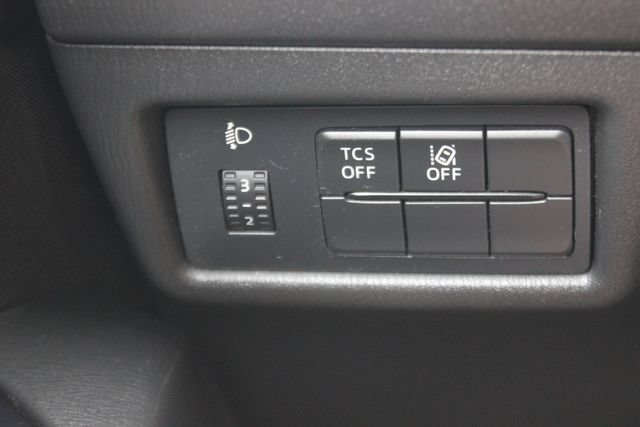 Used 2020 MAZDA CX-5 Sport FWD image 17