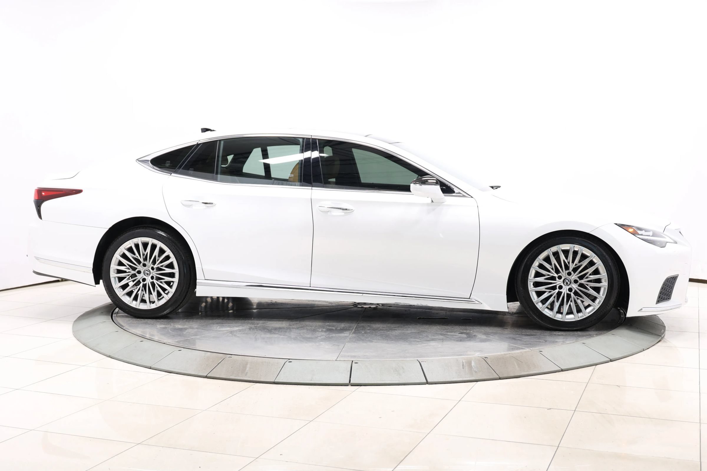 Used 2024 Lexus LS 500 w/ Interior Upgrade Package RWD image 74