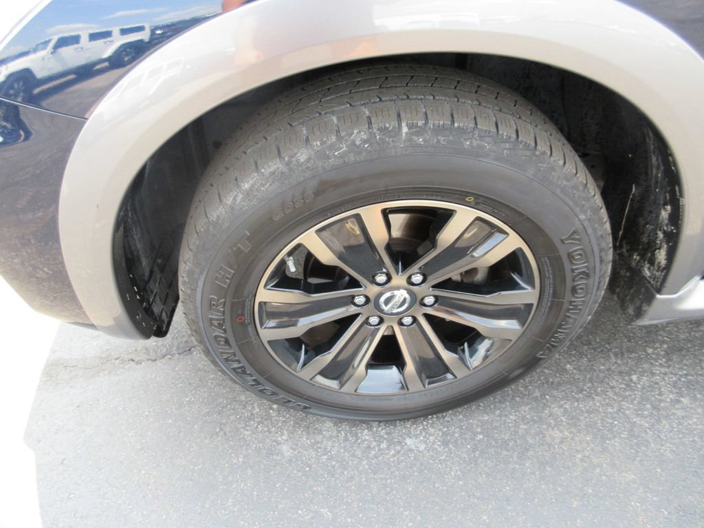 Used 2017 Nissan Armada Platinum w/ Captain Seat Package AWD/4WD image 14