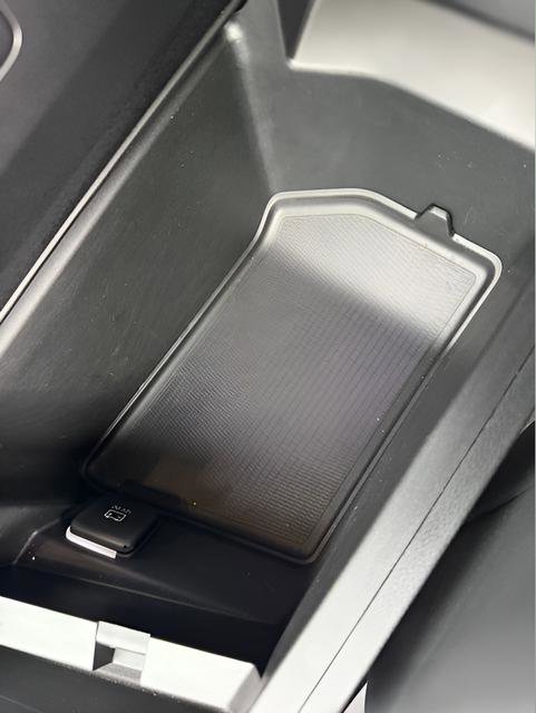 Used 2025 Dodge Charger R/T w/ Plus Group image 32