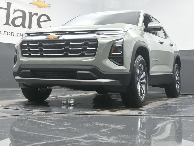 New 2026 Chevrolet Equinox LT w/ Convenience Package II FWD image 4