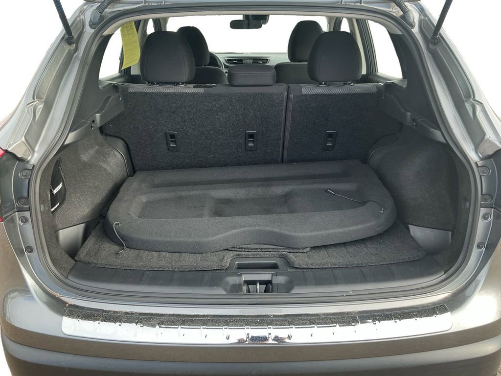 Used 2020 Nissan Rogue Sport SV image 20