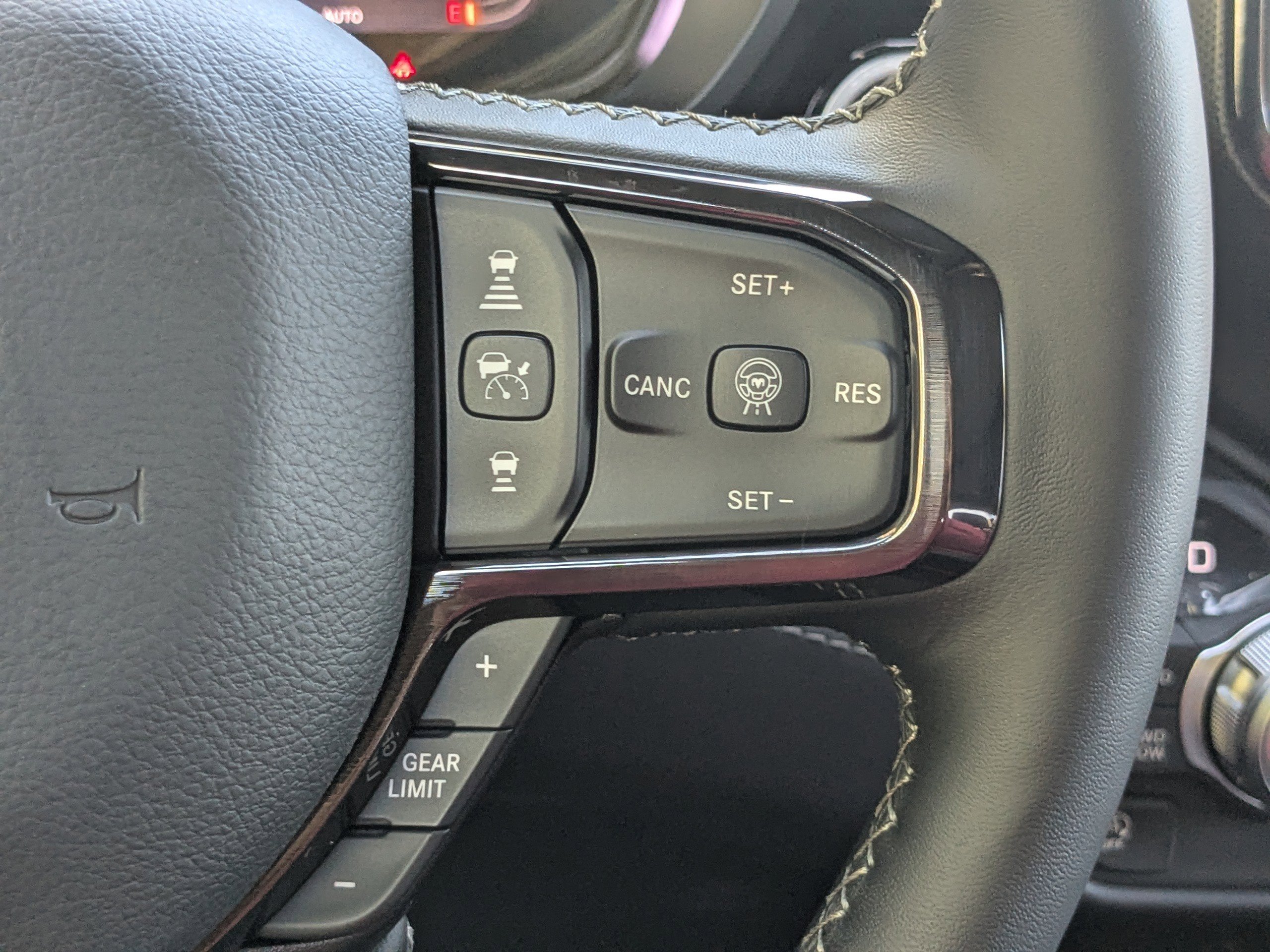 New 2026 RAM 1500 Limited AWD/4WD image 25