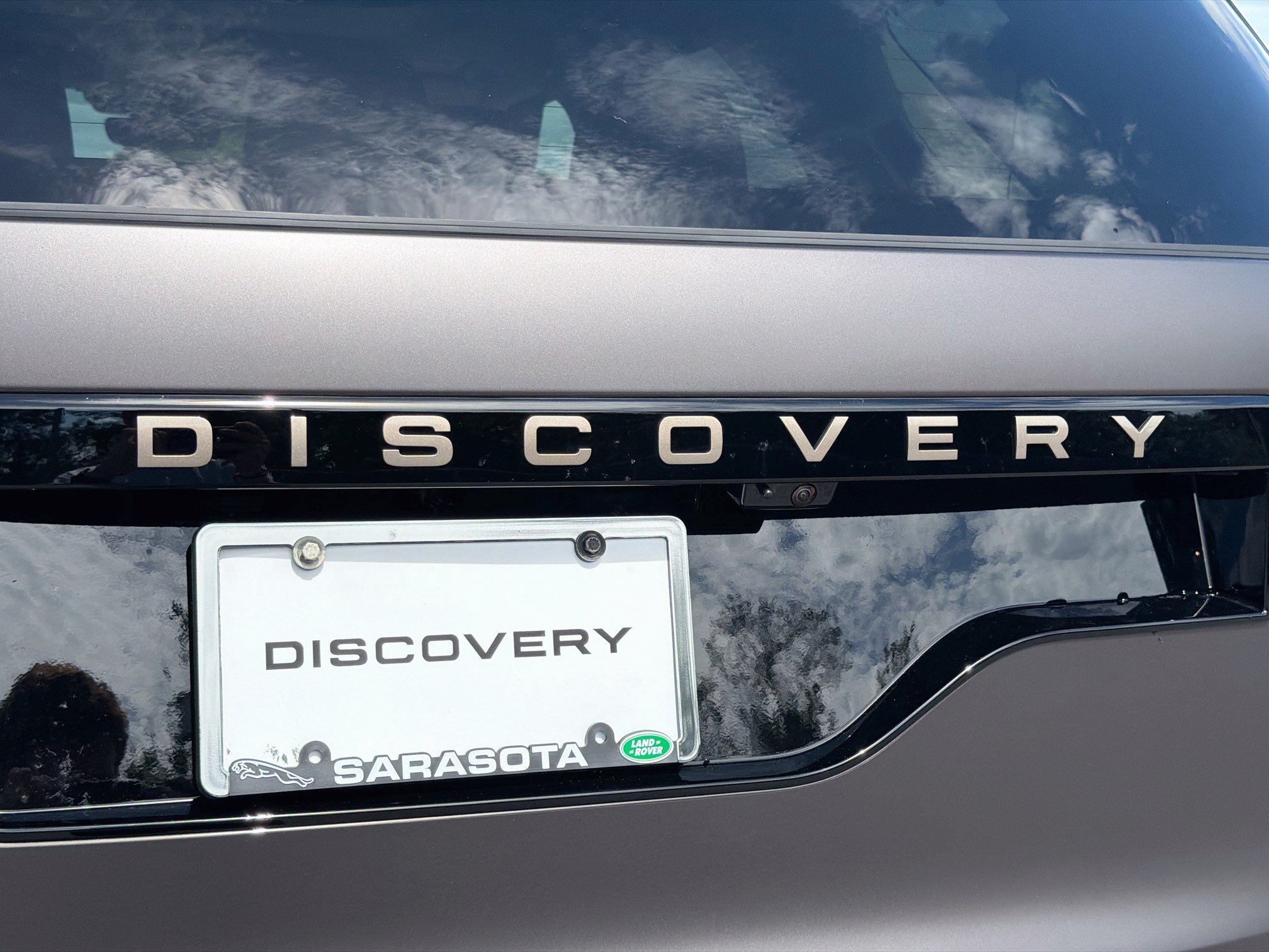 New 2026 Land Rover Discovery Limited Edition AWD/4WD image 11