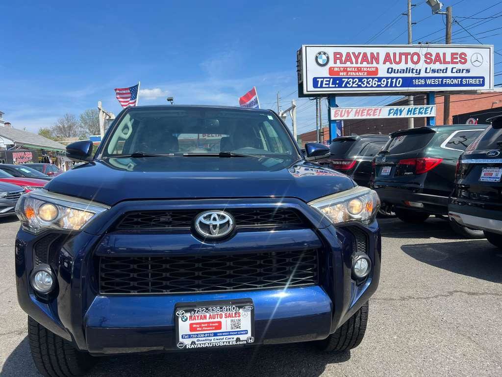 Used 2016 Toyota 4Runner SR5 Premium AWD/4WD image 3
