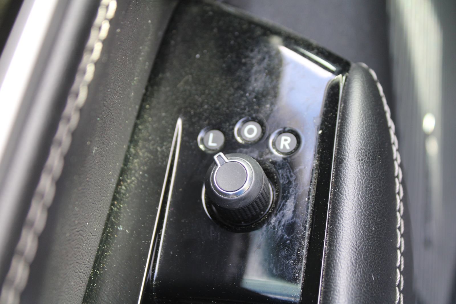 Used 2022 Jeep Wagoneer Series III w/ Rear Seat Video Group 1 image 22