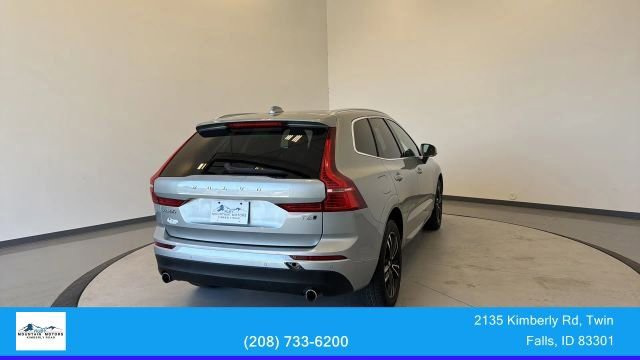 Used 2018 Volvo XC60 T6 Momentum w/ Vision Package AWD/4WD image 9