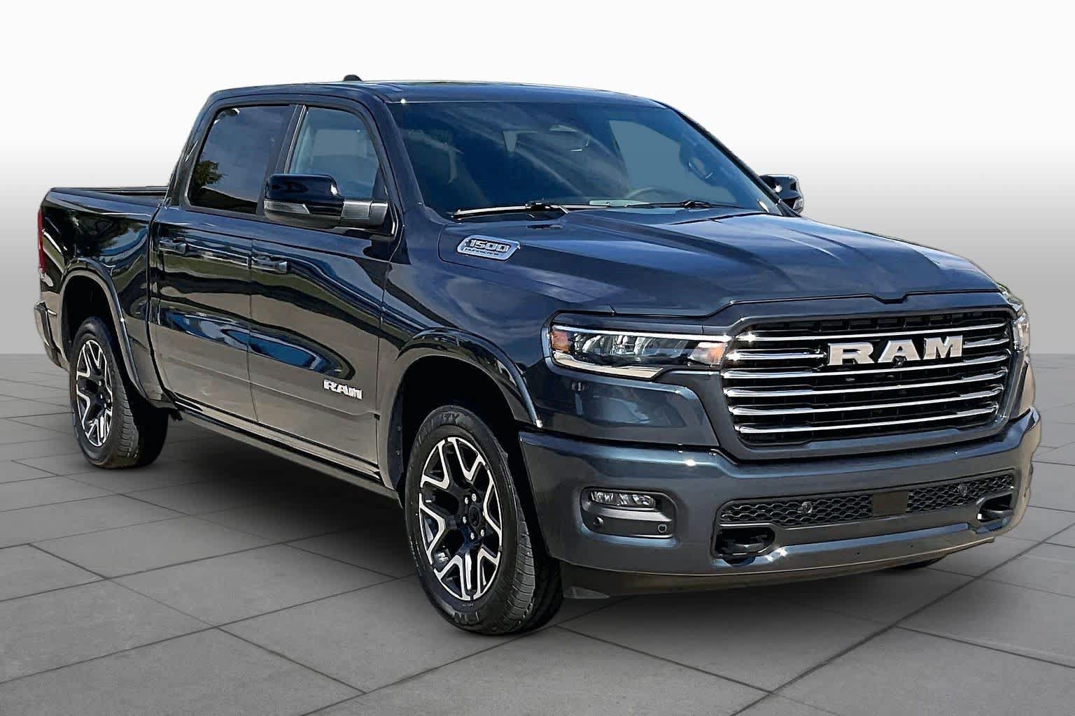 New 2027 RAM 1500 Laramie AWD/4WD image 2
