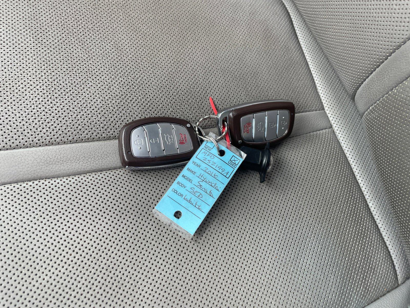 Used 2016 Hyundai Sonata Limited image 34