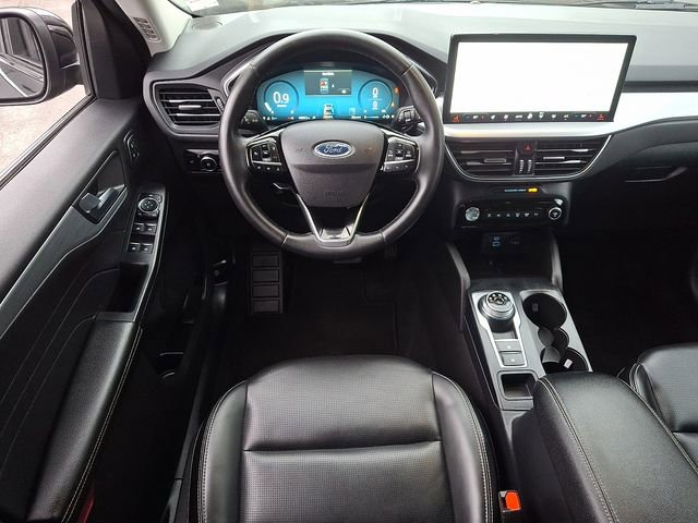 Used 2023 Ford Escape Platinum image 11