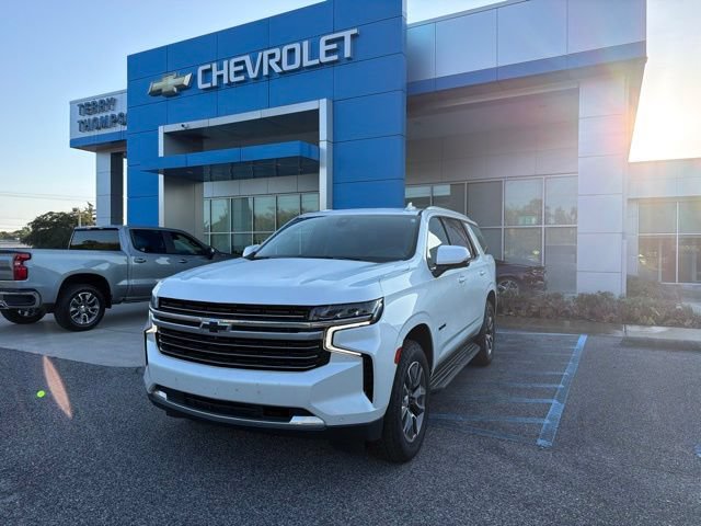 Used 2022 Chevrolet Tahoe LT w/ Luxury Package RWD image 1