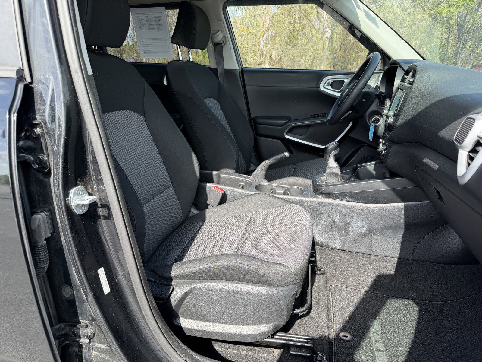 Used 2020 Kia Soul LX image 13