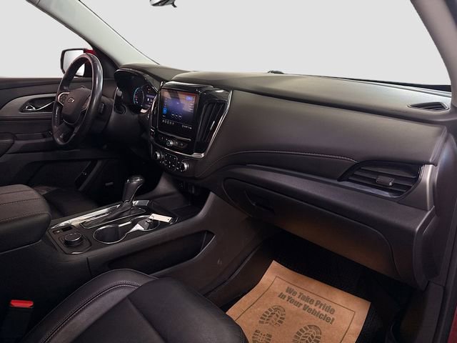 Used 2020 Chevrolet Traverse RS image 32