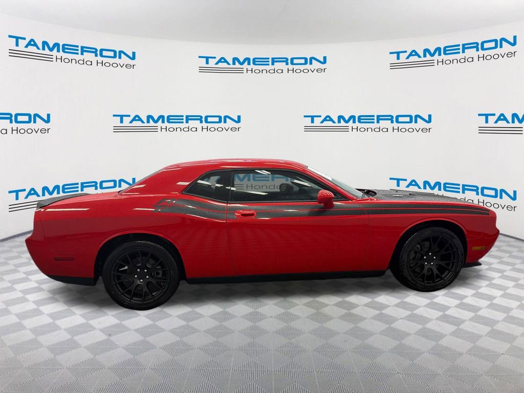 Used 2010 Dodge Challenger R/T RWD image 6
