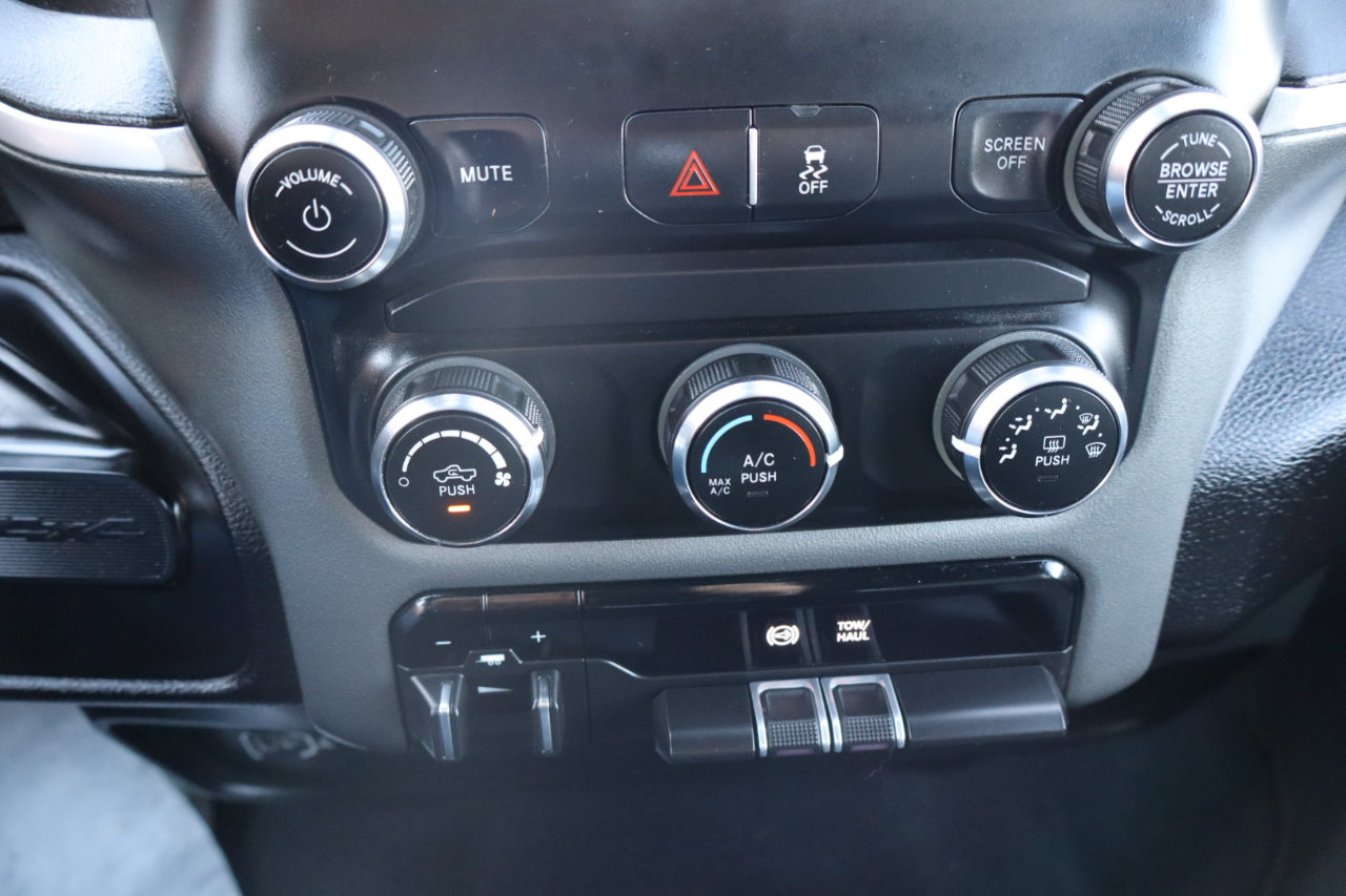 Used 2024 RAM 3500 Big Horn image 16