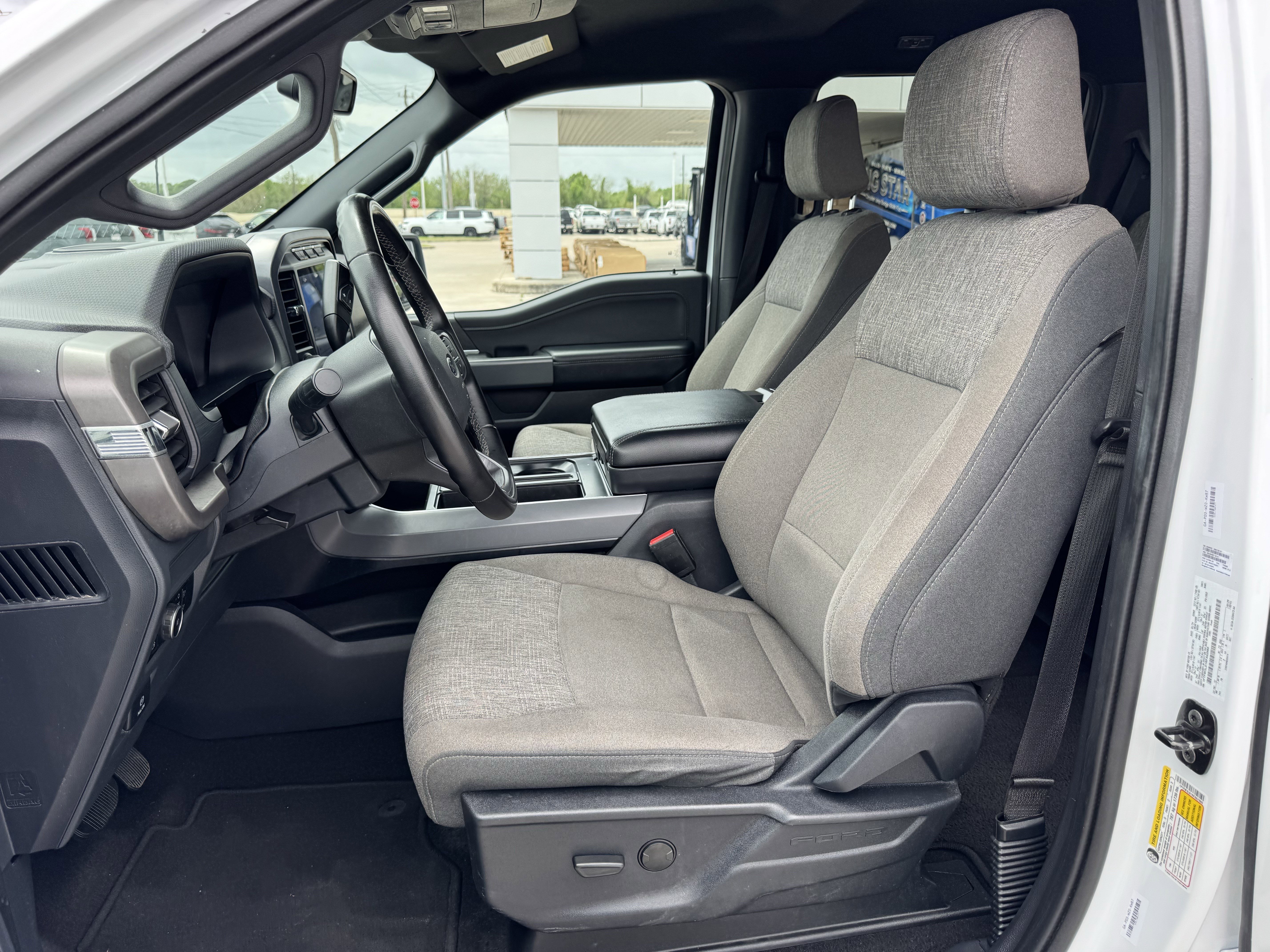 Used 2024 Ford F150 XLT w/ Mobile Office Package image 27