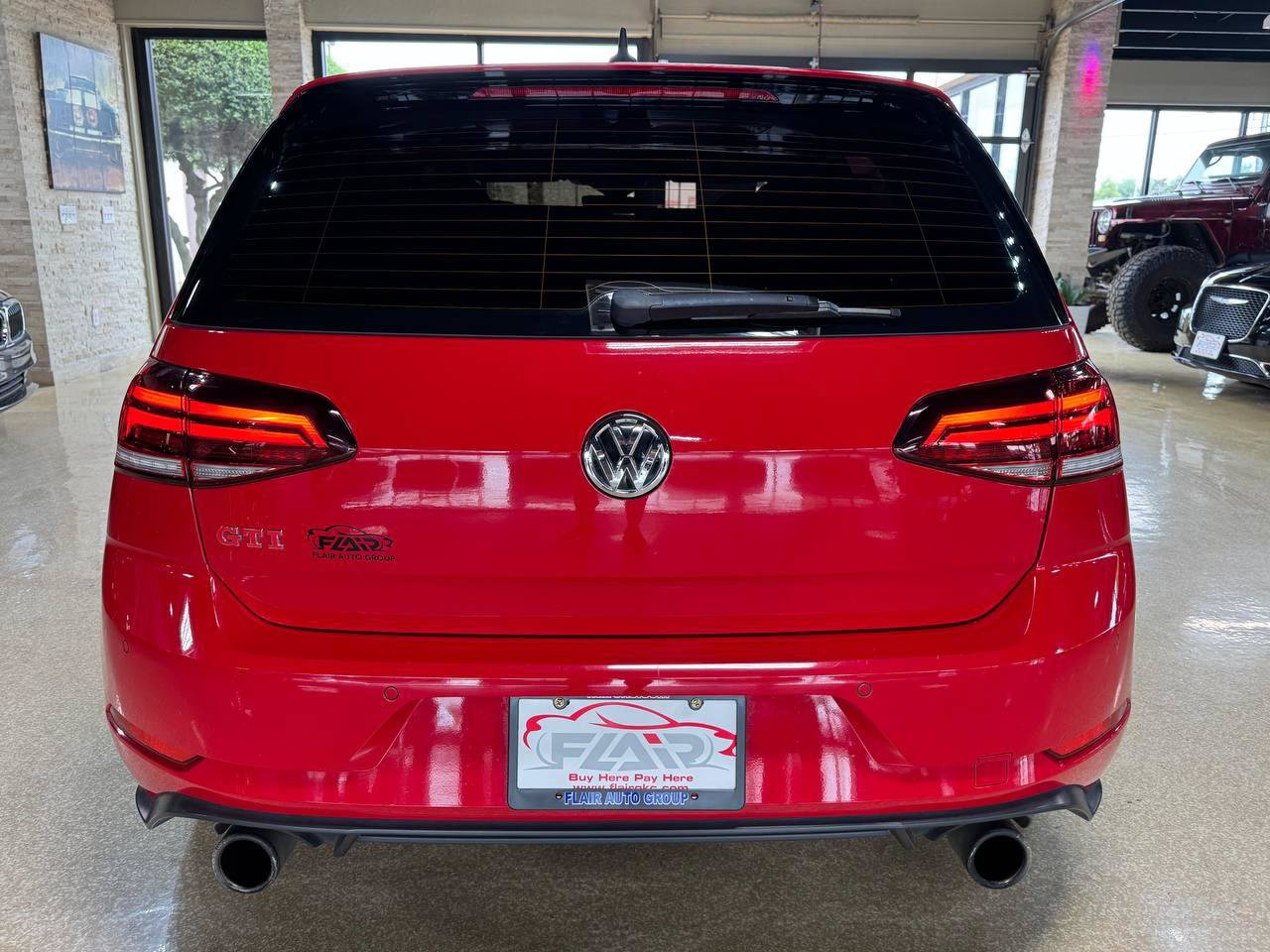 Used 2018 Volkswagen GTI Autobahn FWD image 6