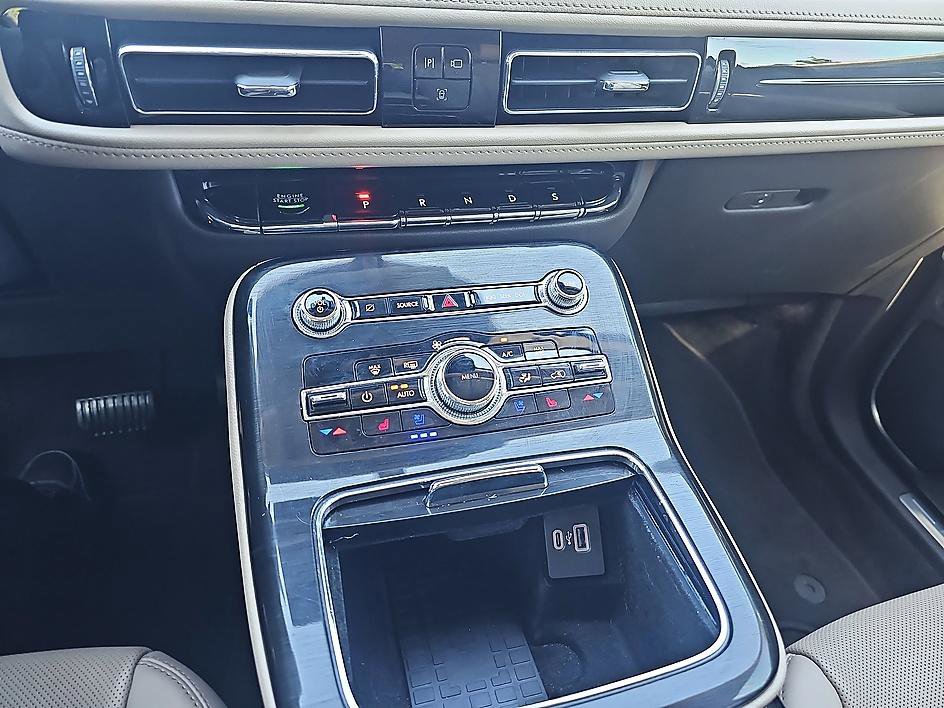 Used 2023 Lincoln Nautilus Reserve w/ Equipment Group 201A FWD image 24