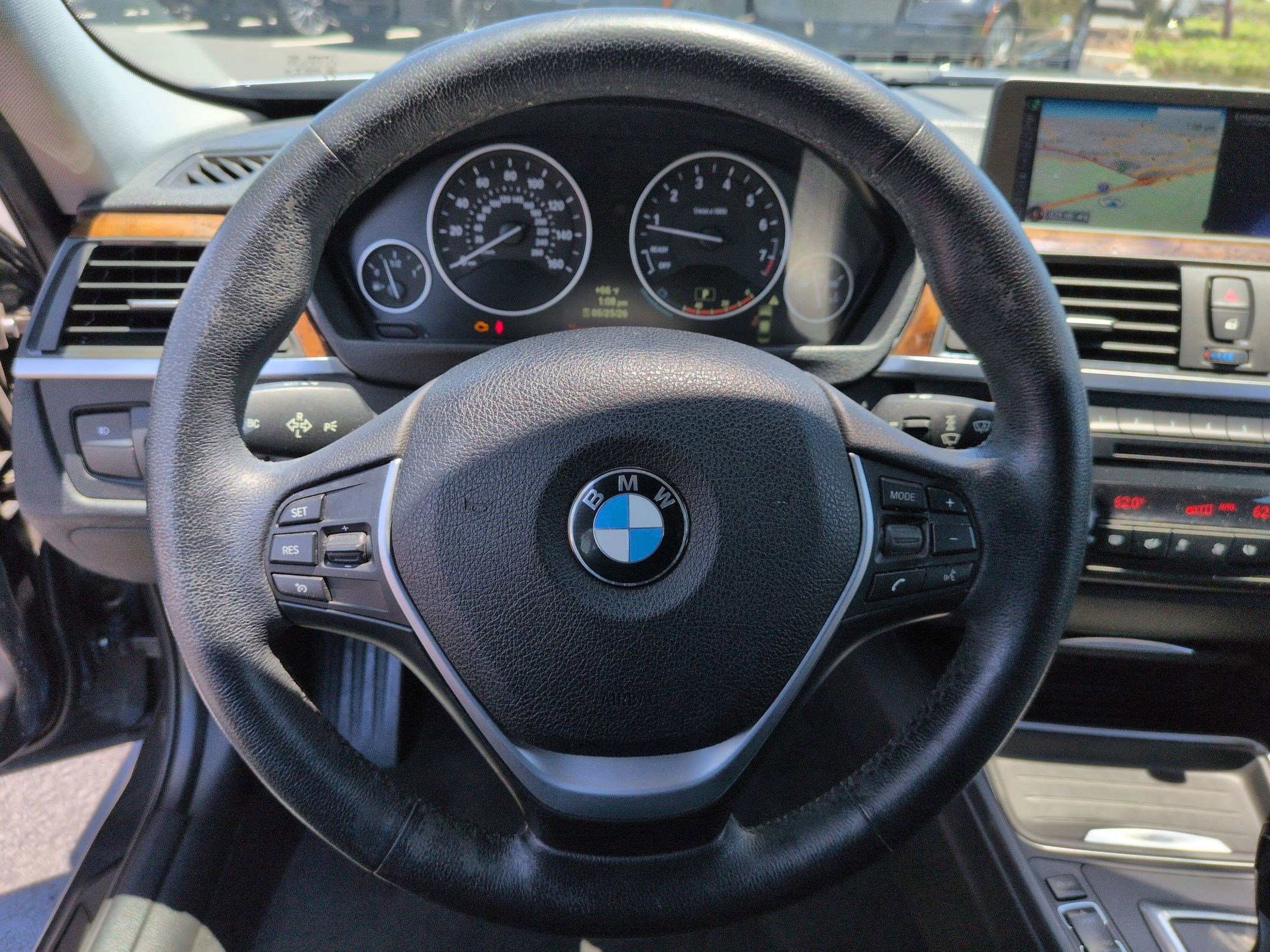 Used 2014 BMW 335i xDrive Sedan AWD/4WD image 18