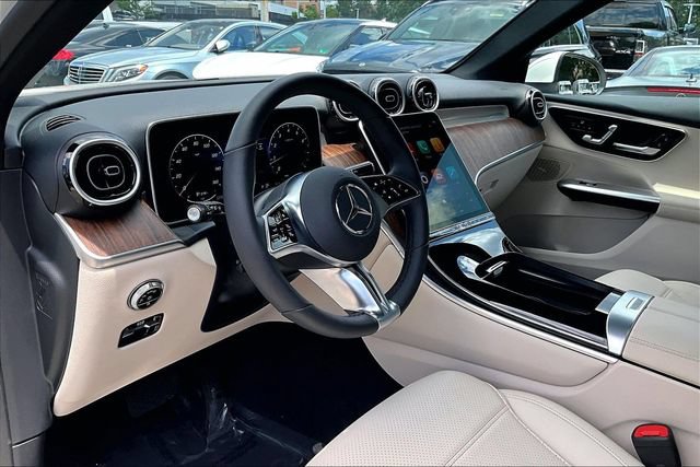 Used 2026 Mercedes-Benz GLC 300 4MATIC image 14