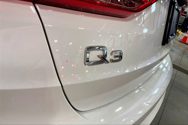 Certified 2023 Audi Q3 2.0T Premium w/ Convenience Package image 8