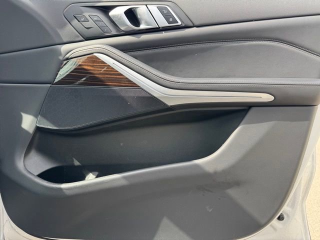 Certified 2023 BMW X5 xDrive40i w/ Executive Package image 29