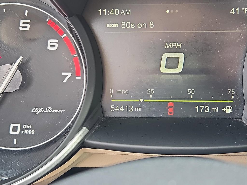 Used 2018 Alfa Romeo Giulia Ti w/ Quick Order Package 22X Lusso image 22