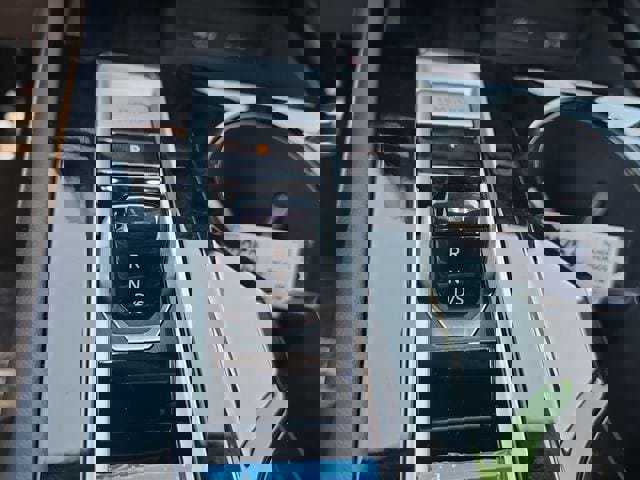 New 2026 Volkswagen Atlas Cross Sport SEL R-Line image 22