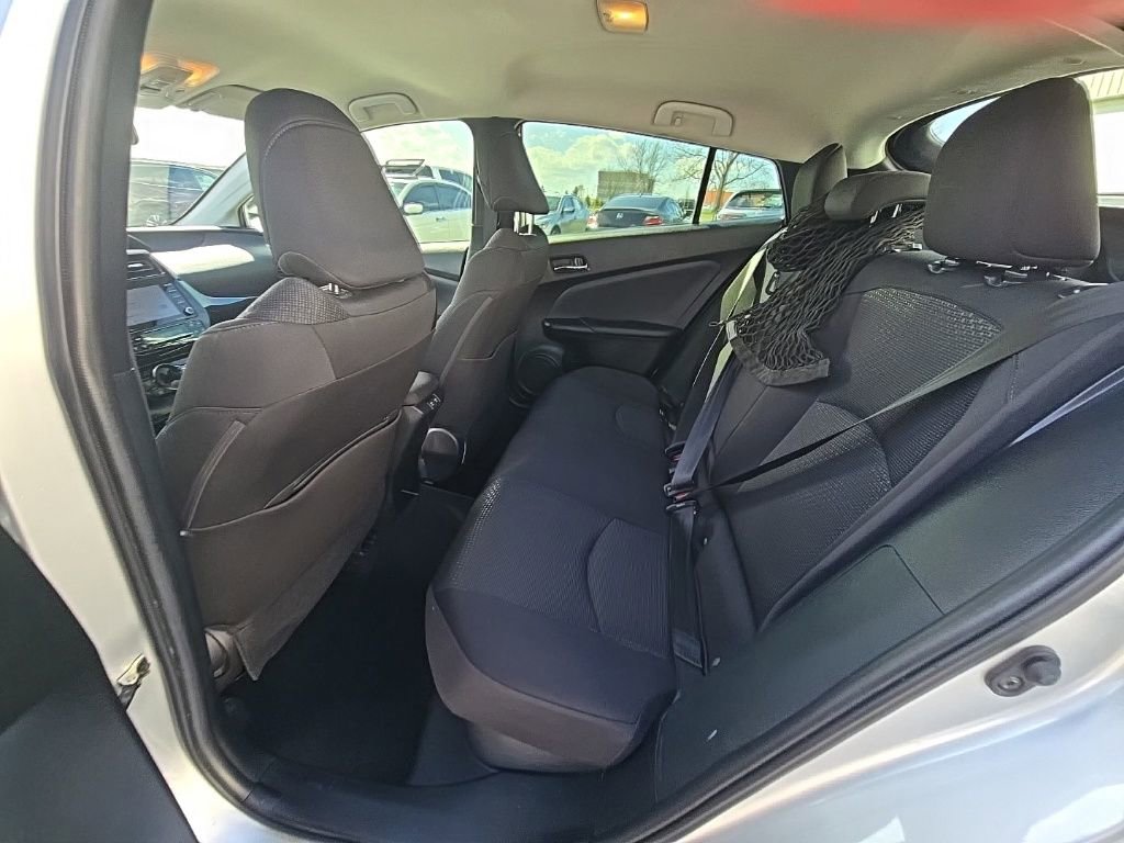 Used 2022 Toyota Prius LE image 23