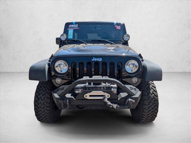 Used 2016 Jeep Wrangler Unlimited Rubicon AWD/4WD image 2