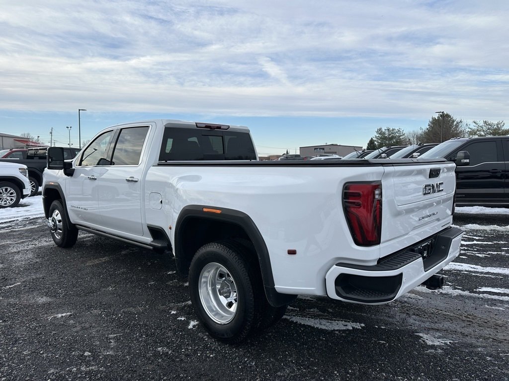 Used 2024 GMC Sierra 3500 Denali Ultimate image 8