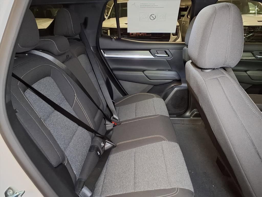 Used 2026 GMC Terrain Elevation w/ Technology Package II image 7